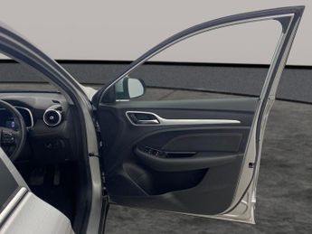 MG MG ZS 72.6kWh SE Long Range (156 ps) - LANE DEPARTURE  - BLUETOOTH