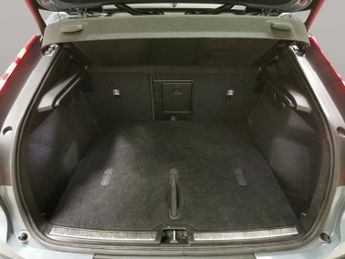 Volvo C40 Twin Recharge 78kWh Plus AWD (408 ps) - KEYLESS ENTRY - PARK ASS