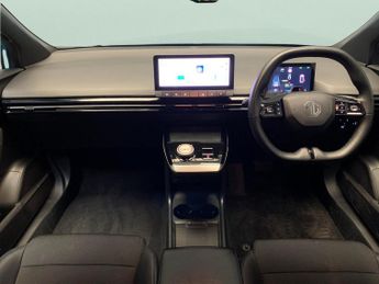 MG Mg4 64kWh Trophy Long Range (203 ps) - HEATED STEERING - BLIND SPOT 