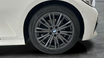 BMW 3 Series 2.0 320i M Sport (184 ps) - PERFORMANCE CONTROL - VARIABLE SPORT