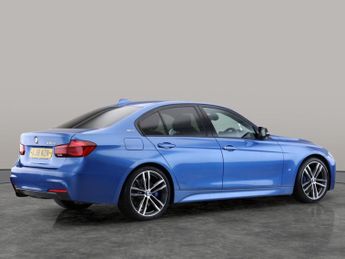 BMW 3 Series 2.0 330e 7.6kWh M Sport Shadow Edition Plug-in (252 ps) - PADDLE