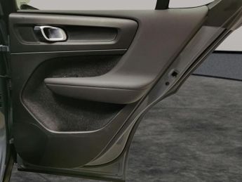 Volvo C40 Twin Recharge 78kWh Plus AWD (408 ps) - KEYLESS ENTRY - PARK ASS