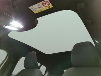 Volvo C40 Twin Recharge 78kWh Plus AWD (408 ps) - KEYLESS ENTRY - PARK ASS