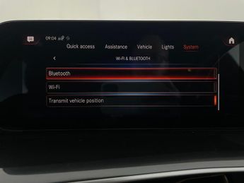 Mercedes-Benz EQC EQC 400 80kWh AMG Line 4MATIC (408 ps) - LED - REVERSE CAM - NAV