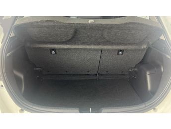 Toyota Yaris 1.5 VVT-h Icon Tech E-CVT (100 ps) - CRUISE - AIR CON - PARK SEN