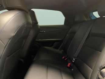 MG Mg4 64kWh Trophy Long Range (203 ps) - HEATED STEERING - BLIND SPOT 