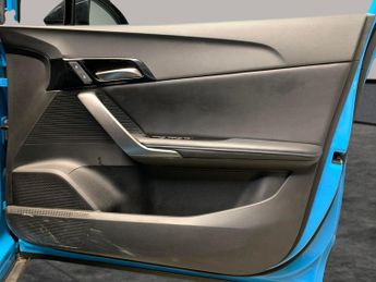 MG Mg4 64kWh Trophy Long Range (203 ps) - HEATED STEERING - BLIND SPOT 