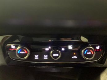 Vauxhall Corsa Electric 50kWh Elite Premium (136 ps) - HEATED SEATS - HEATED STEERING