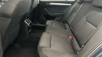 Skoda Superb 2.0 TDI SE DSG (150 ps) - USB AUDIO - SPLIT FOLDING REAR SEATS -