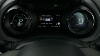 Toyota Yaris 1.5 VVT-h Dynamic E-CVT (116 ps) - BLUETOOTH - AIR CON - DAB