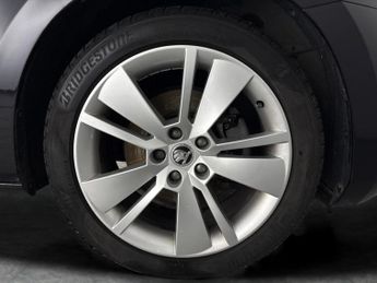 Skoda Superb 2.0 TDI SE L DSG (150 ps) - LED - SMARTLINK - NAV