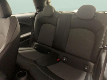 Mini Electric Hatch Cooper SE 32.6kWh Level 2 (184 ps) - REVERSE CAM - HEATED SEATS 