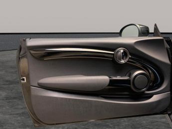 Mini Electric Hatch Cooper SE 32.6kWh Level 2 (184 ps) - REVERSE CAM - HEATED SEATS 