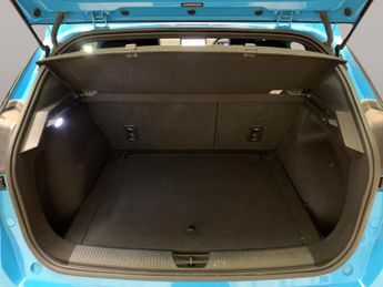 MG Mg4 64kWh Trophy Long Range (203 ps) - HEATED STEERING - BLIND SPOT 