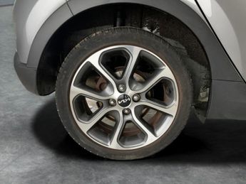 Kia Picanto 1.0 DPi X-Line S AMT (66 bhp) - CRUISE - AIR CON - PARK SENSORS