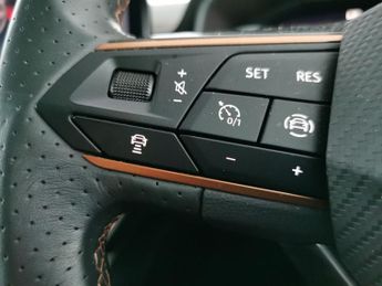 Cupra Formentor 1.5 TSI V1 DSG (150 ps) - LED - NAV - HEATED STEERING