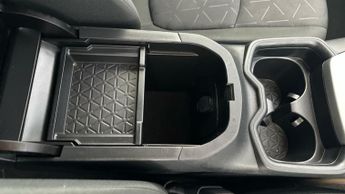 Toyota RAV4 2.5 VVT-h Design CVT 4WD (222 ps) - BLUETOOTH - SPEED LIMIT RECO