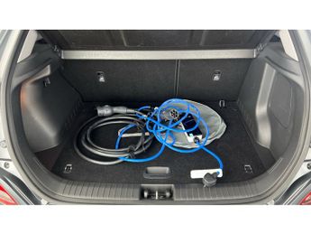 Hyundai Kona 64kWh Premium (7kW Charger) (204 ps) - BLIND SPOT ASSIST - LANE 