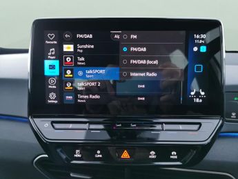 Volkswagen ID.3 Pro Performance 58kWh Life (204 ps) - PARK SENSORS - DAB - PRIVA