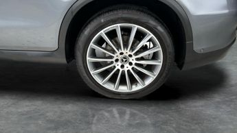 Mercedes-Benz GLC 2.1 GLC250d AMG Line G-Tronic+ 4MATIC (204 ps) - PADDLE SHIFT