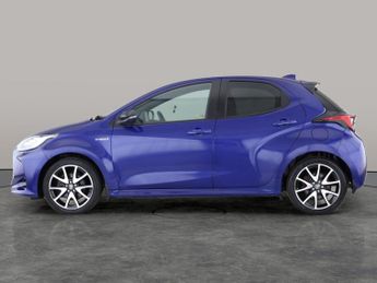 Toyota Yaris 1.5 VVT-h Dynamic E-CVT (116 ps) - BLUETOOTH - AIR CON - DAB