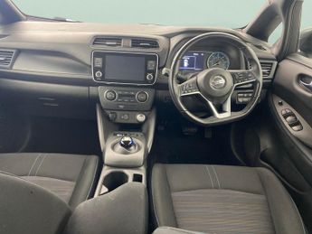 Nissan Leaf 40kWh Acenta (150 ps) - INTELLIGENT LANE INTERVENTION - CRUISE -