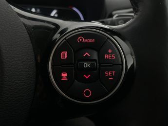 Kia Soul 64kWh Maxx (201 bhp) - CARPLAY - LED - REVERSE CAM