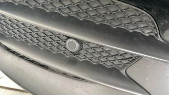 Mercedes-Benz E Class 2.0 E200d AMG Line G-Tronic+ (150 ps) - ELECTRIC SEATS - BLUETOO