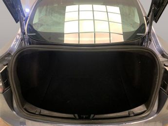 Tesla Model 3 Standard Range Plus RWD (241 bhp) - PARK ASSIST - LED - REVERSE 