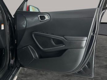 Kia Soul 64kWh Maxx (201 bhp) - CARPLAY - LED - REVERSE CAM