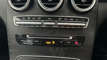 Mercedes-Benz GLC 2.1 GLC250d AMG Line G-Tronic+ 4MATIC (204 ps) - PADDLE SHIFT