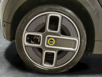 Mini Electric Hatch Cooper SE 32.6kWh Level 3 (184 ps) - PAN ROOF - HK AUDIO - PARK 