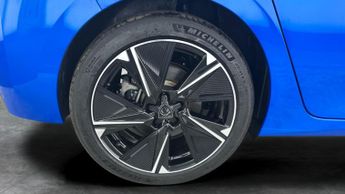 Peugeot E-308 54kWh GT (156 ps) - HEATED SEATS - NAV - HEATED STEERING