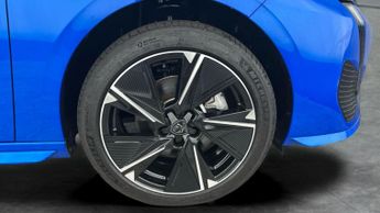 Peugeot E-308 54kWh GT (156 ps) - HEATED SEATS - NAV - HEATED STEERING