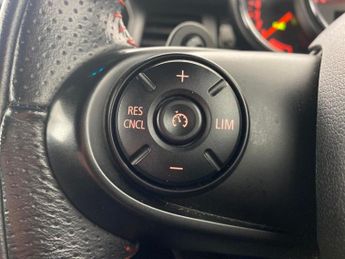 Mini Hatch 2.0 Cooper S Steptronic (192 ps) - CLIMATE CONTROL - PARK SENSOR