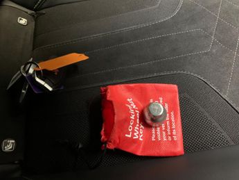 Peugeot E-2008 50kWh GT Premium (7kW Charger) (136 ps) - KEYLESS ENTRY - LED - 