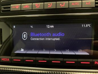 Volkswagen E-up! 36.8kWh e-up! (82 ps) - BLUETOOTH - CLIMATE CONTROL - DAB