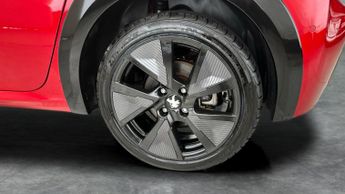Peugeot E-208 50kWh GT (136 ps) - BLIND SPOT ASSIST - BLUETOOTH - SPEED LIMIT 