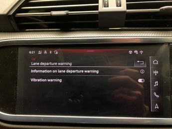 Audi Q3 2.0 TFSI 40 Black Edition Sportback S Tronic quattro (190 ps) - 