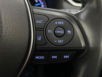 Toyota RAV4 2.5 VVT-h Icon CVT (218 ps) - LED - REVERSE CAM - LANE DEPARTURE