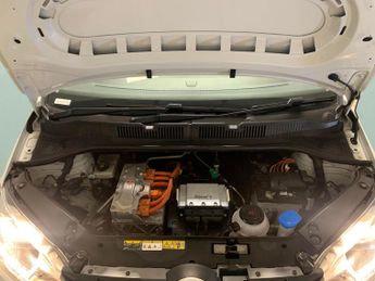 Volkswagen E-up! 36.8kWh e-up! (82 ps) - BLUETOOTH - CLIMATE CONTROL - DAB
