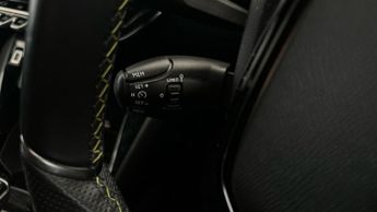 Peugeot E-208 50kWh GT (136 ps) - BLIND SPOT ASSIST - BLUETOOTH - SPEED LIMIT 