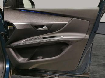 Peugeot 3008 1.5 BlueHDi Allure Premium EAT (130 ps) - LANE DEPARTURE  - BLUE