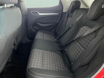 MG MG ZS 44.5kWh Excite (143 ps) - KEYLESS ENTRY - LED - NAV