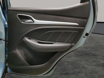 MG MG ZS 44.5kWh Exclusive (143 ps) - HEATED SEATS - NAV - BLIND SPOT ASS