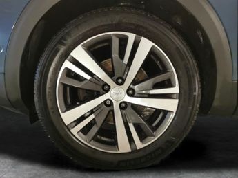 Peugeot 3008 1.5 BlueHDi Allure Premium EAT (130 ps) - BLIND SPOT ASSIST