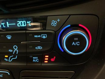 Ford Kuga 1.5T EcoBoost Titanium X AWD (182 ps) - NAV - FORD SYNC - XENONS