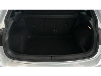 Volkswagen Tiguan 1.5 TSI R-Line DSG (150 ps) - CLIMATE CONTROL - SD CARD MEDIA IN