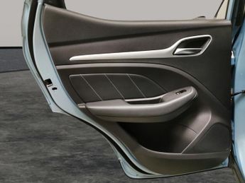 MG MG ZS 44.5kWh Exclusive (143 ps) - HEATED SEATS - NAV - BLIND SPOT ASS