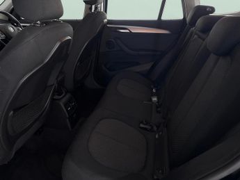 BMW X1 1.5 18i SE DCT sDrive (136 ps) - BLUETOOTH - CRUISE - DRIVING MO